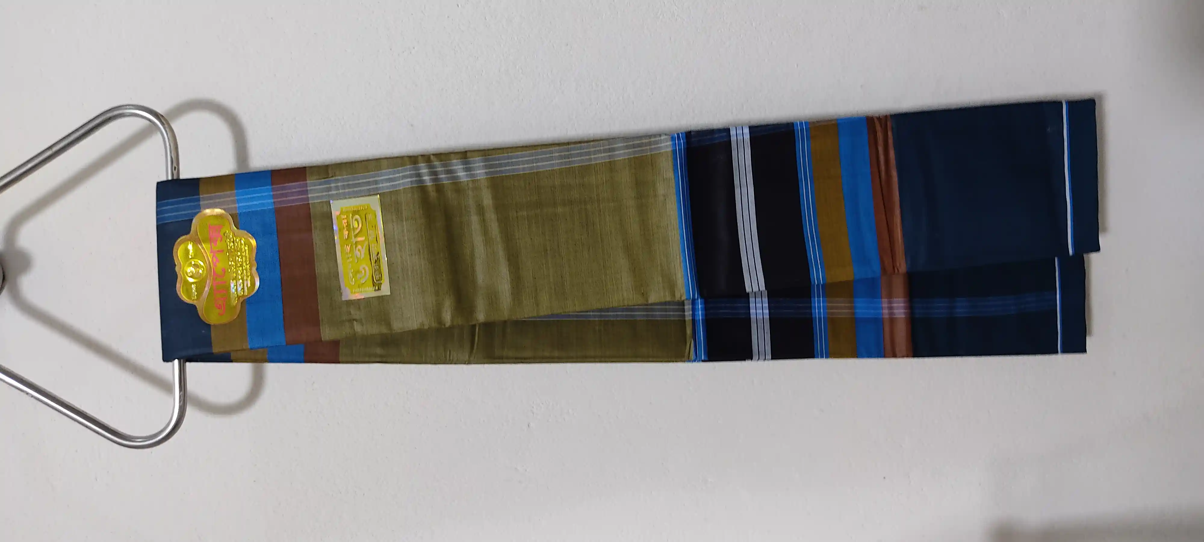 টিস্যু লুঙ্গি ৬হাত রং পাকা সেলাই করা