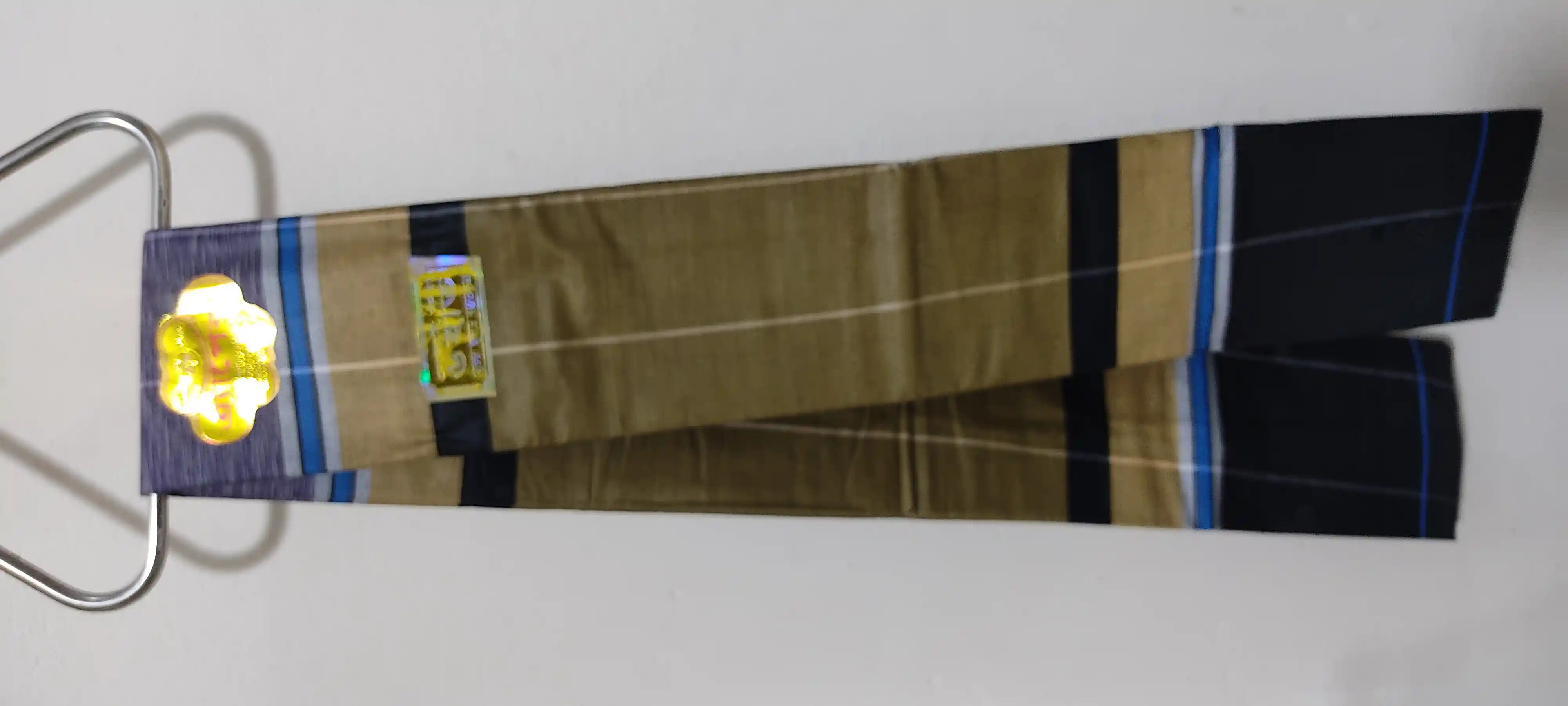 টিস্যু লুঙ্গি, ৬ হাত রং পাকা সেলাই করা